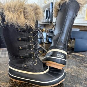 JBU Black Lace Up Boots with Fur Trim
